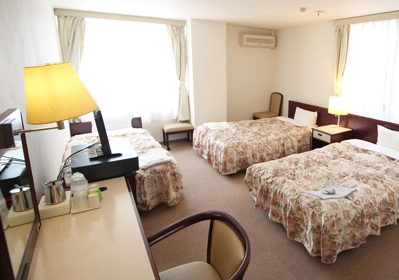 Royal Inn Shinyamaguchi Ekimae Exteriér fotografie